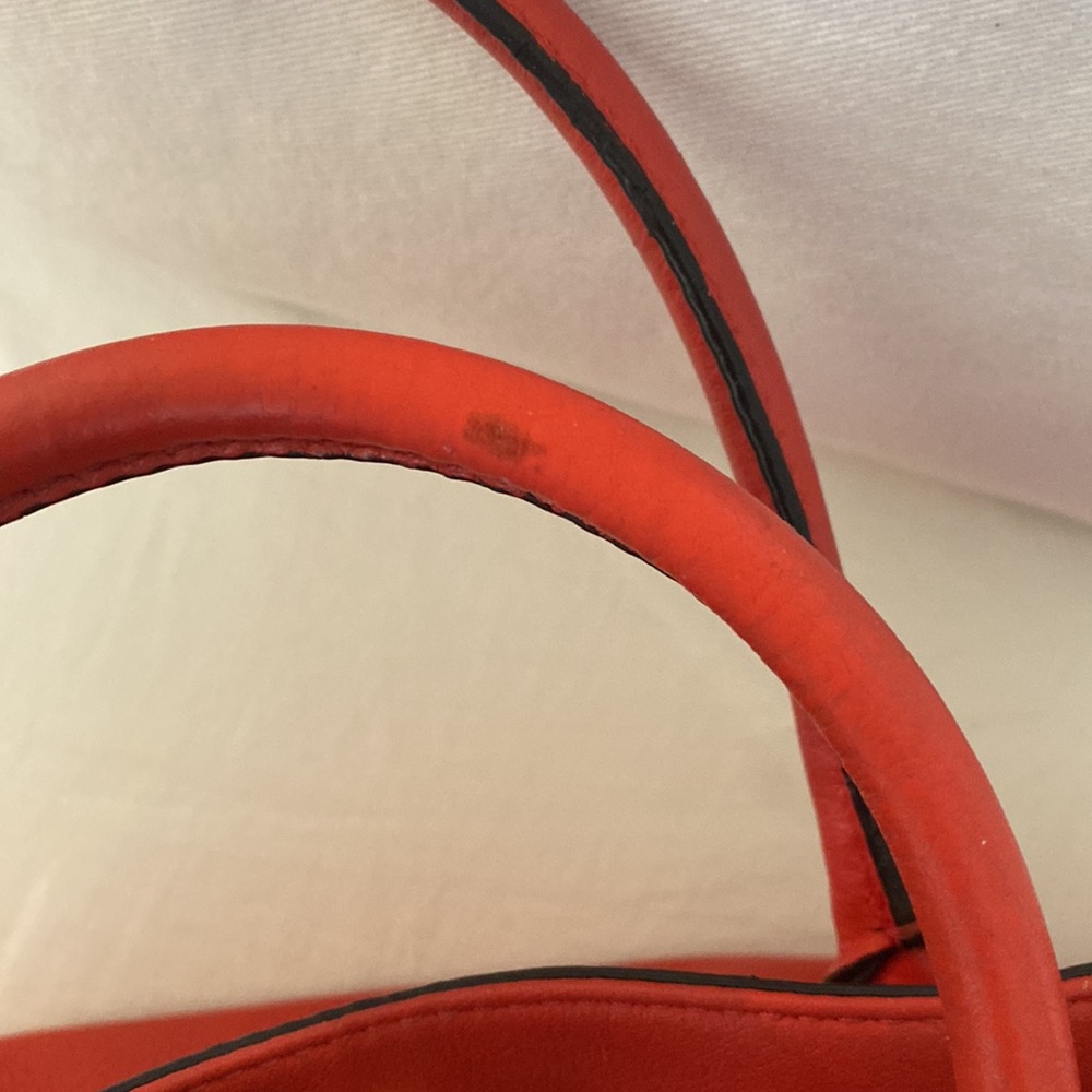 Authentic MK Handbag - Picture 6 of 6